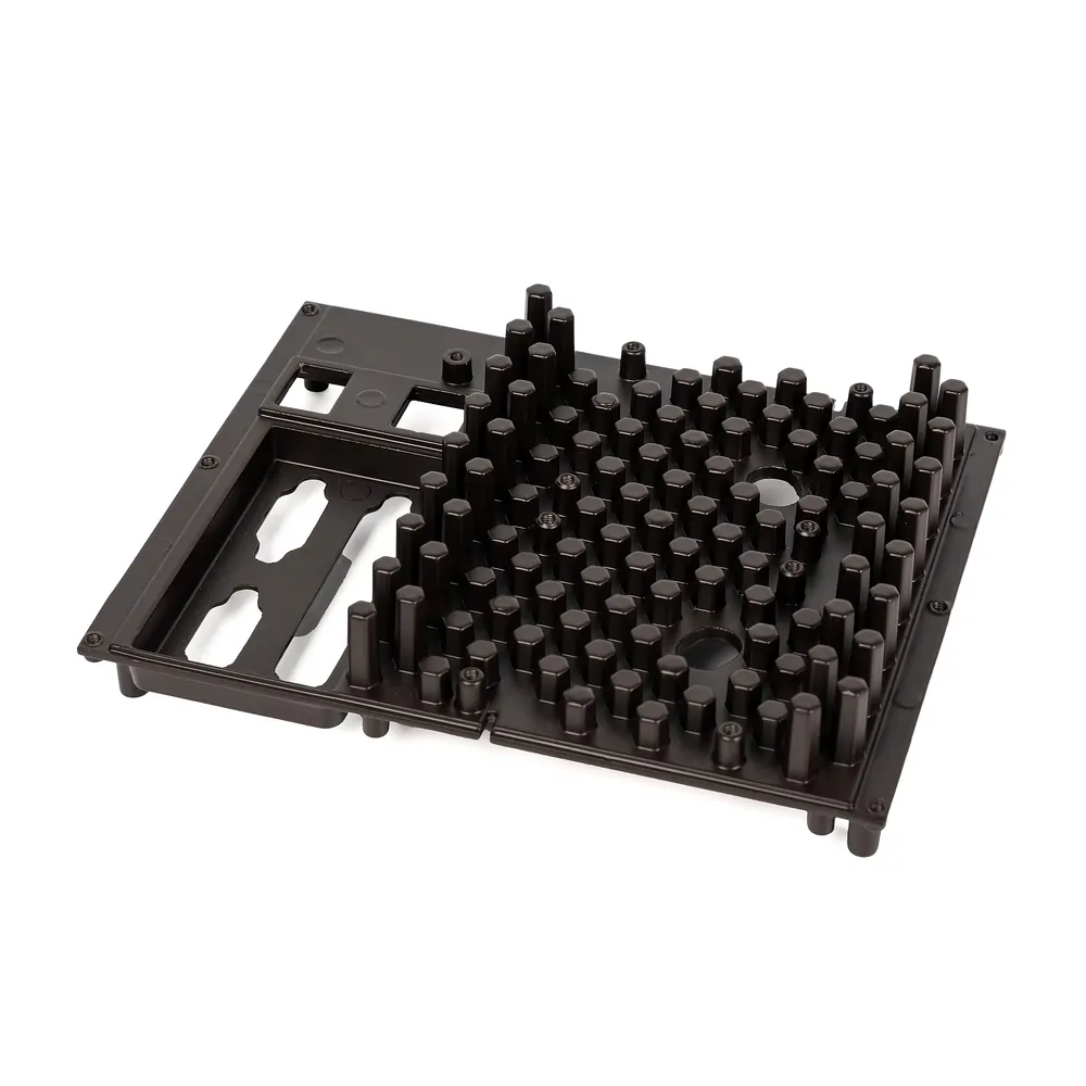 Gravity-cast flat plate component